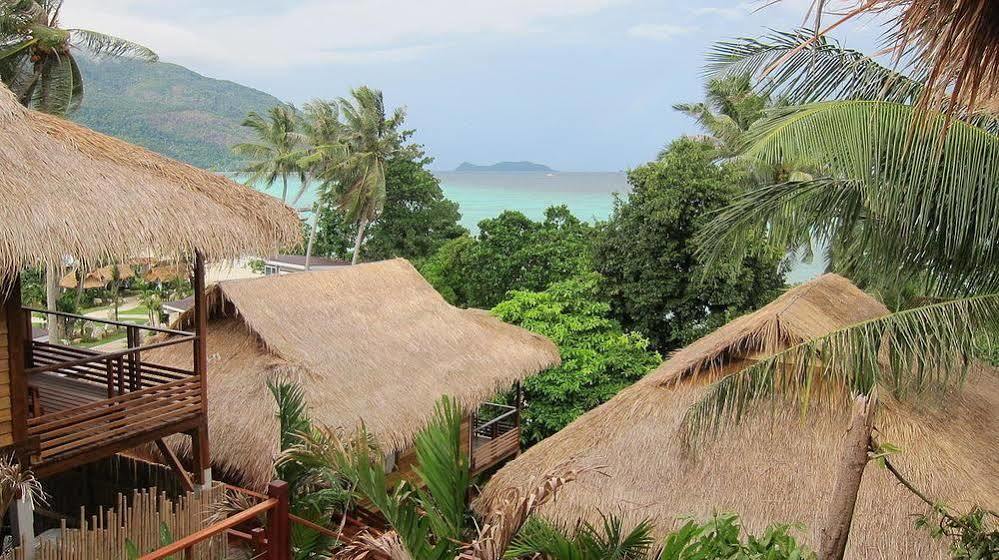 Ten Moons Lipe Resort Екстер'єр фото